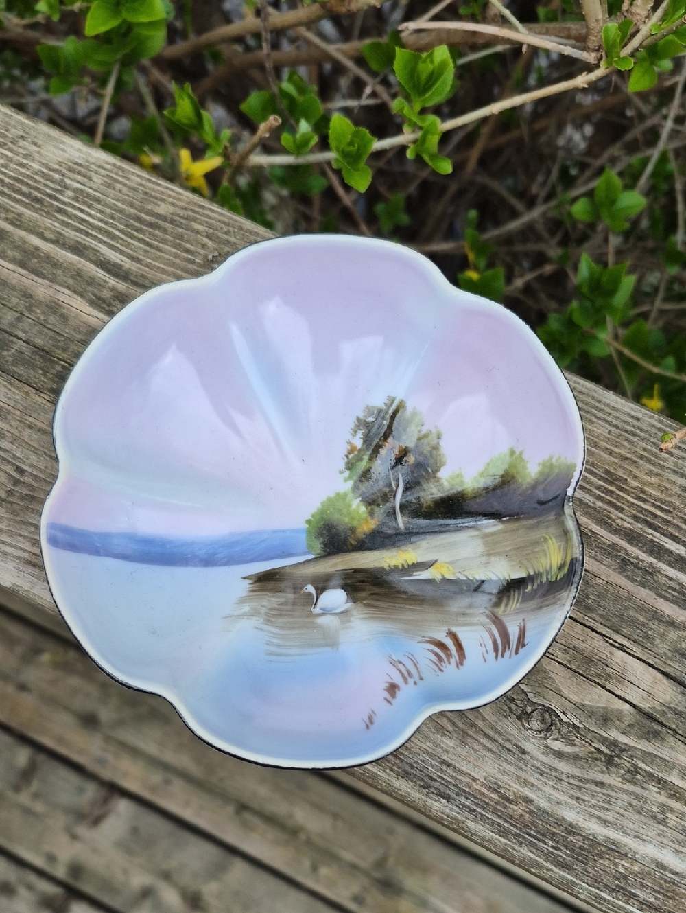 Noritake Vintage Scalloped Edge Decorative Dish
